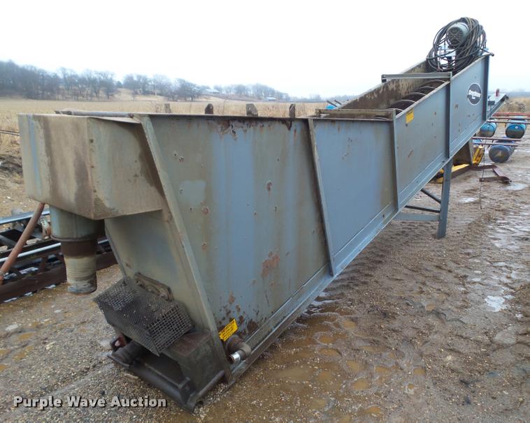 image for item CB9773 2007 Greystone 24X18WC55 coarse aggregate screw