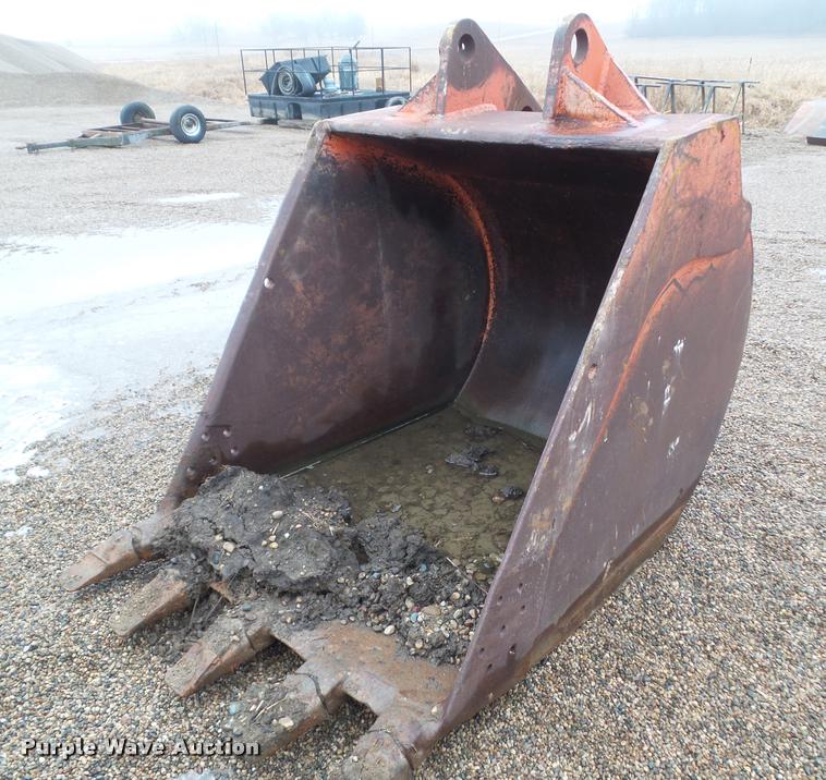 image for item CB9777 Excavator bucket