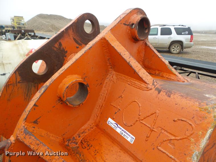 image for item CB9777 Excavator bucket