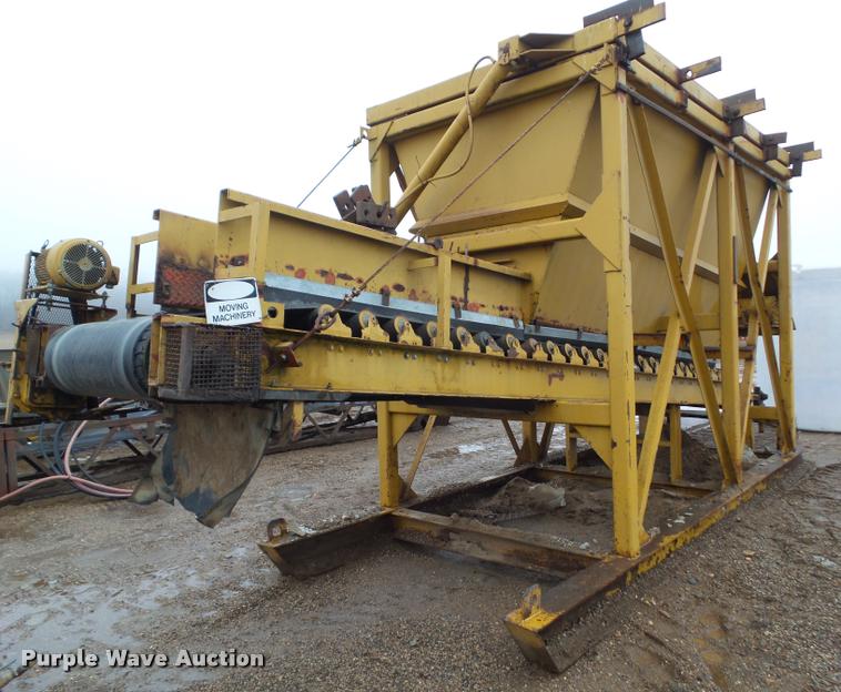 image for item CB9778 2004 shop built feeder