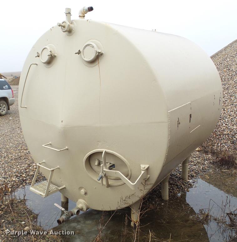 image for item CB9779 Double wall water tank