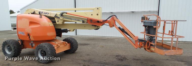 image for item CB9781 2002 JLG 450AJ SII boom lift