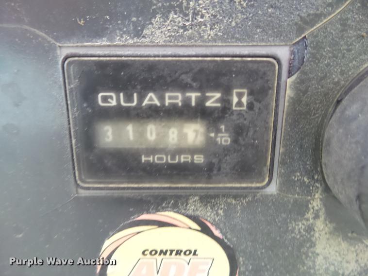 image for item CB9781 2002 JLG 450AJ SII boom lift