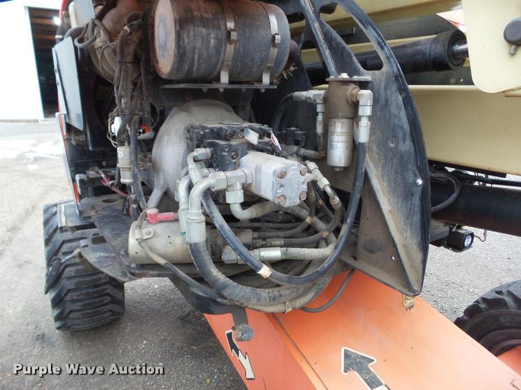 image for item CB9781 2002 JLG 450AJ SII boom lift