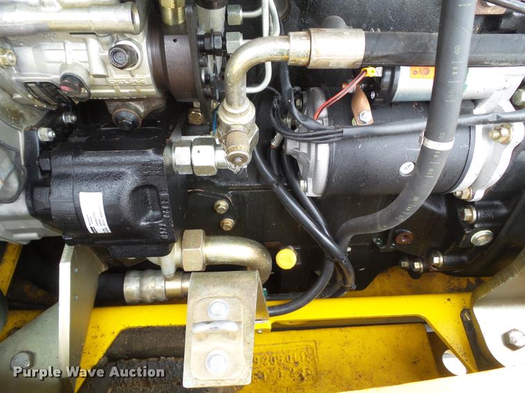 image for item CB9793 2003 Gehl 721T wheel loader