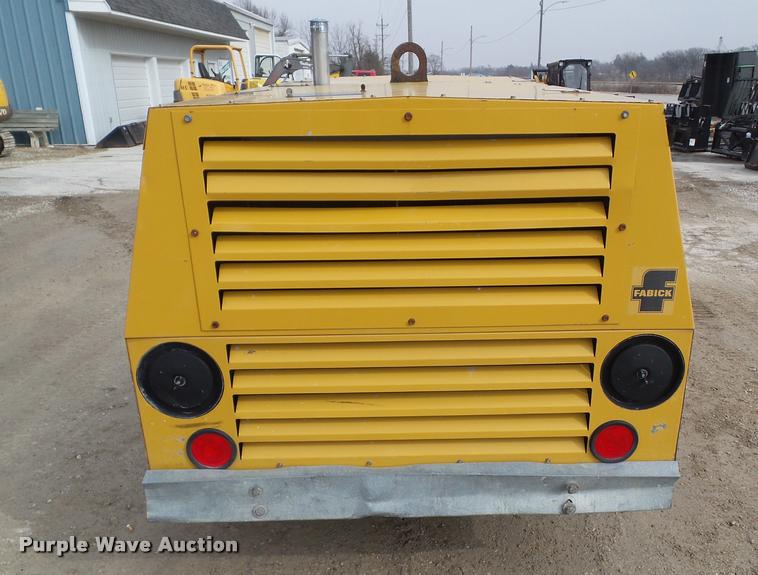 image for item CB9794 2006 Sullivan Palatek D185Q air compressor