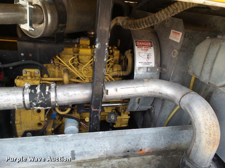 image for item CB9794 2006 Sullivan Palatek D185Q air compressor