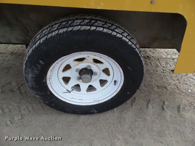 image for item CB9794 2006 Sullivan Palatek D185Q air compressor