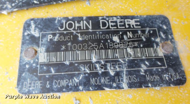 image for item DA0543 2007 John Deere 325 skid steer