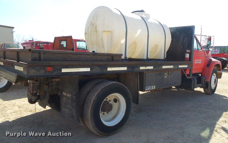 image for item DA2522 1995 Ford F800 Super Duty flatbed truck