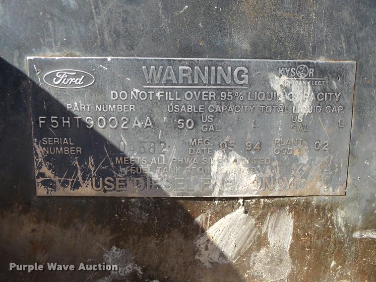 image for item DA2522 1995 Ford F800 Super Duty flatbed truck