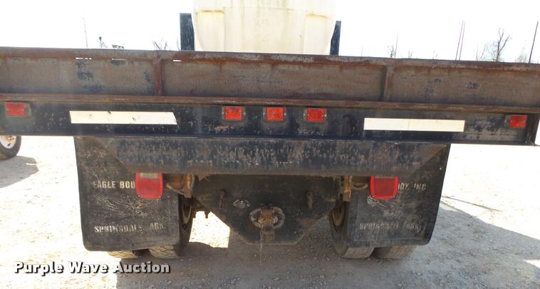 image for item DA2522 1995 Ford F800 Super Duty flatbed truck