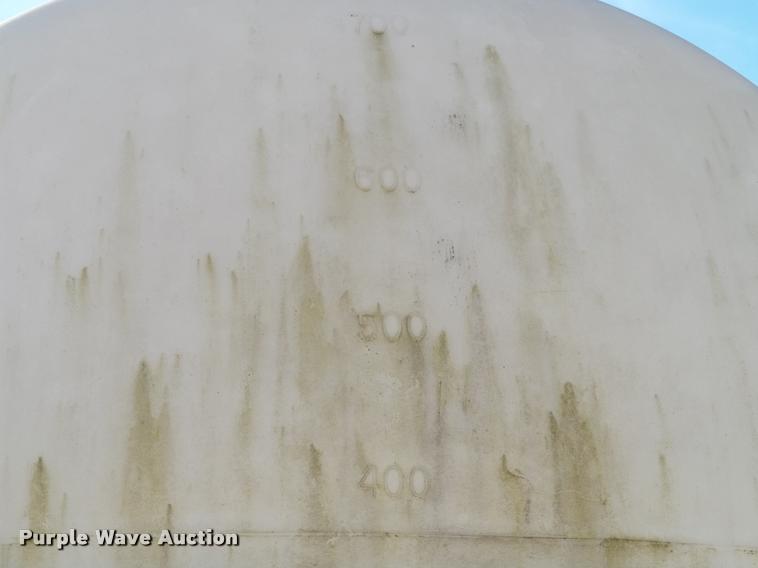 image for item DA2522 1995 Ford F800 Super Duty flatbed truck