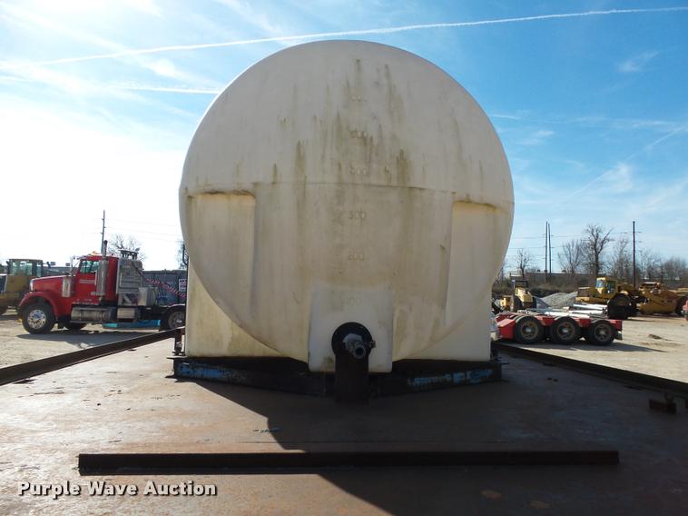 image for item DA2522 1995 Ford F800 Super Duty flatbed truck