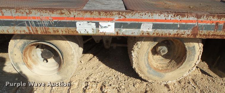 image for item DA2524 1991 Interstate 24T tilt deck equipment trailer
