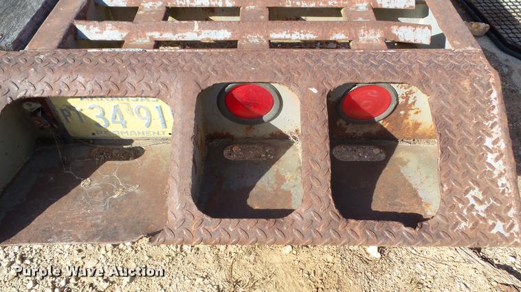 image for item DA2524 1991 Interstate 24T tilt deck equipment trailer