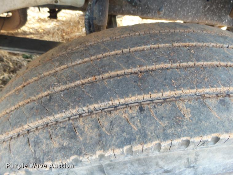 image for item DA2526 2002 Freightliner FL70 service truck with crane