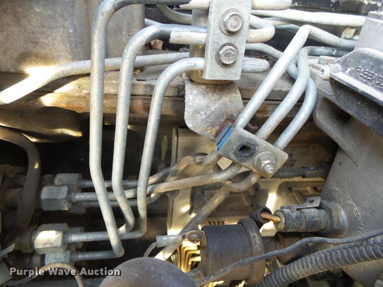 image for item DA2526 2002 Freightliner FL70 service truck with crane