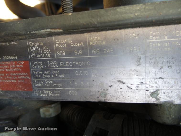 image for item DA2526 2002 Freightliner FL70 service truck with crane