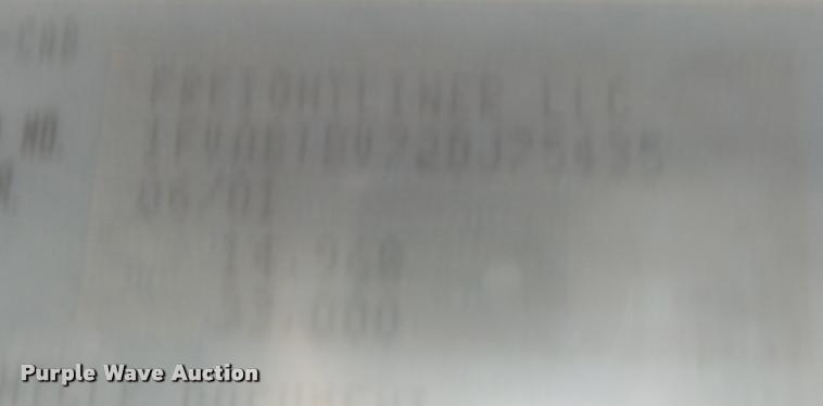 image for item DA2526 2002 Freightliner FL70 service truck with crane