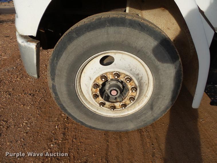 image for item DA2527 1999 Freightliner FL70 service truck with crane