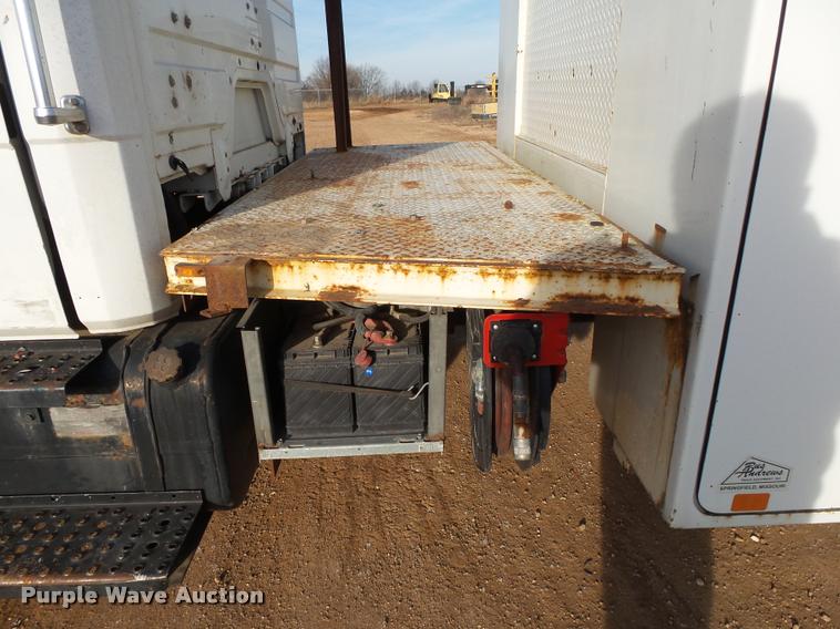 image for item DA2527 1999 Freightliner FL70 service truck with crane