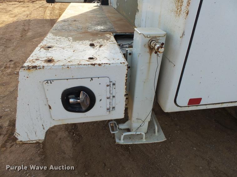 image for item DA2527 1999 Freightliner FL70 service truck with crane