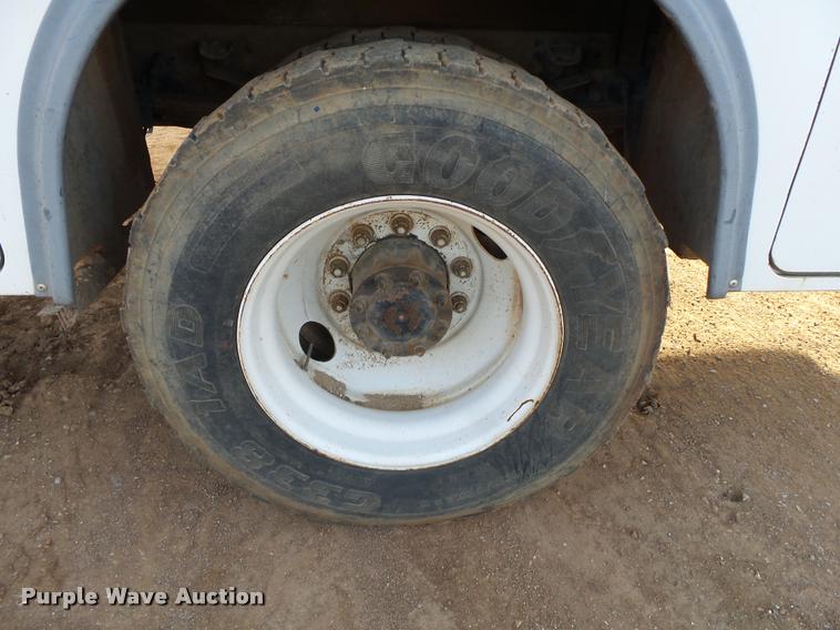 image for item DA2527 1999 Freightliner FL70 service truck with crane