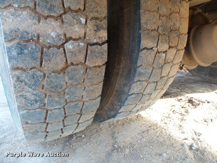 image for item DA2527 1999 Freightliner FL70 service truck with crane