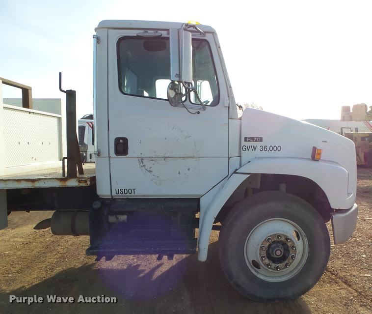 image for item DA2527 1999 Freightliner FL70 service truck with crane