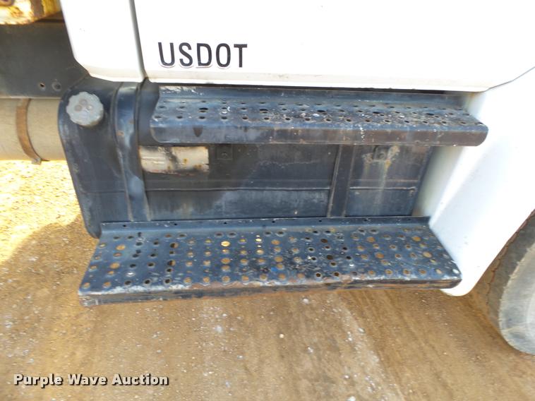 image for item DA2527 1999 Freightliner FL70 service truck with crane