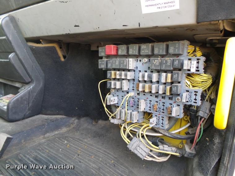 image for item DA2527 1999 Freightliner FL70 service truck with crane