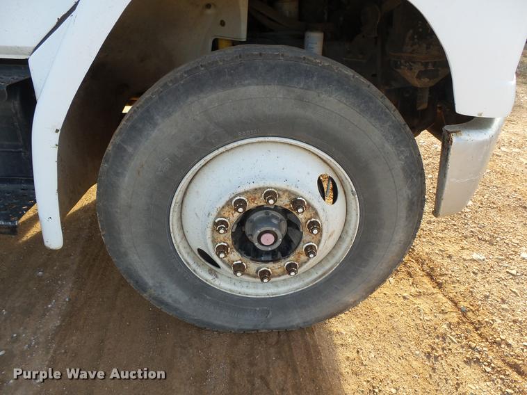 image for item DA2527 1999 Freightliner FL70 service truck with crane