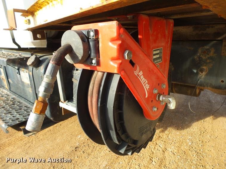 image for item DA2527 1999 Freightliner FL70 service truck with crane