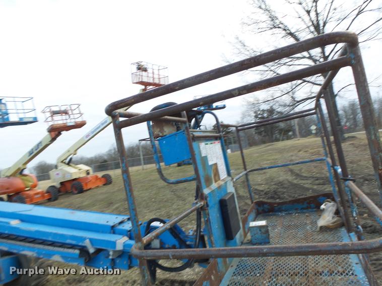 image for item DA3322 1997 Genie S60 boom lift