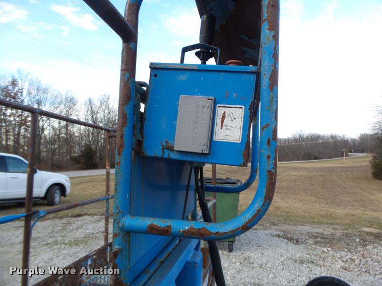image for item DA3322 1997 Genie S60 boom lift