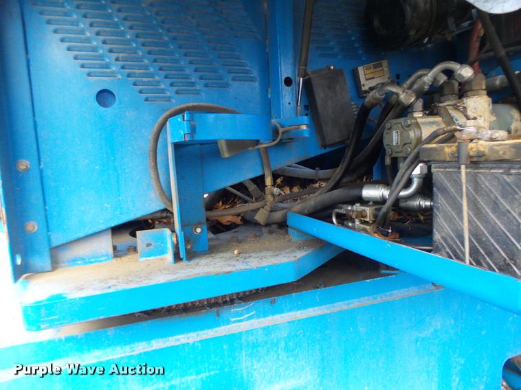 image for item DA3322 1997 Genie S60 boom lift