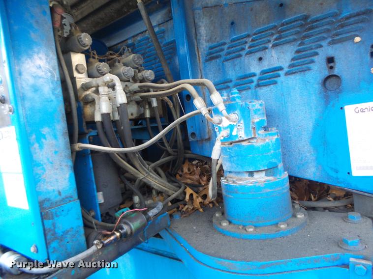 image for item DA3322 1997 Genie S60 boom lift