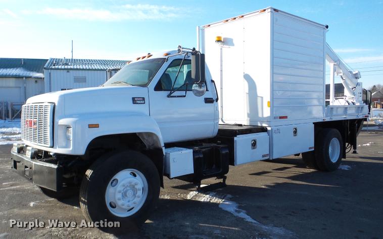 image for item DA7274 1999 GMC C7500 service truck