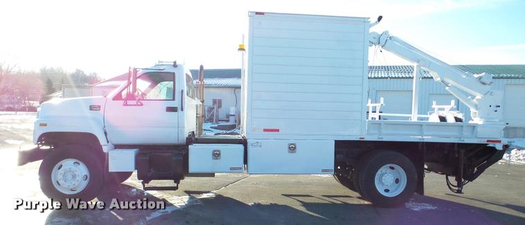 image for item DA7274 1999 GMC C7500 service truck