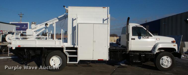 image for item DA7274 1999 GMC C7500 service truck