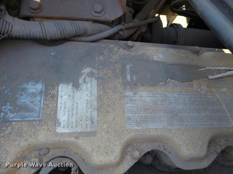 image for item DA7274 1999 GMC C7500 service truck