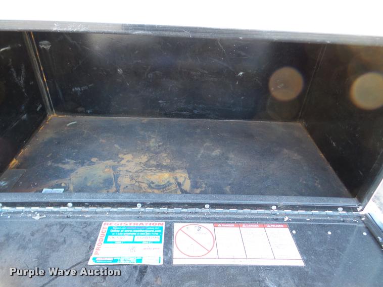 image for item DA7274 1999 GMC C7500 service truck