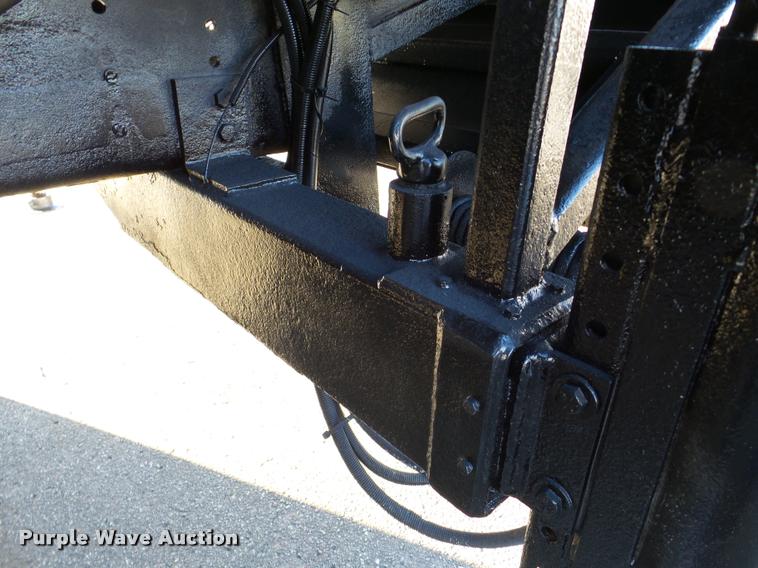 image for item DA7274 1999 GMC C7500 service truck