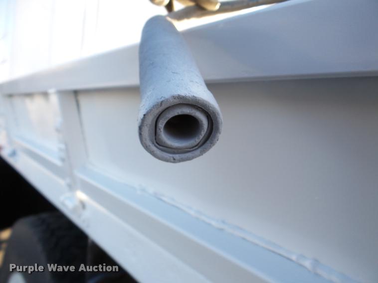 image for item DA7274 1999 GMC C7500 service truck