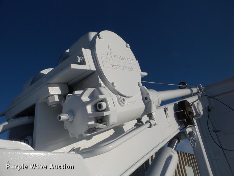 image for item DA7274 1999 GMC C7500 service truck