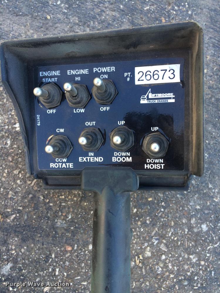 image for item DA7274 1999 GMC C7500 service truck