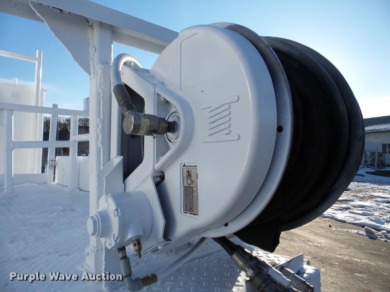 image for item DA7274 1999 GMC C7500 service truck