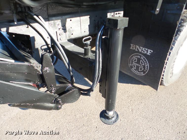 image for item DA7274 1999 GMC C7500 service truck