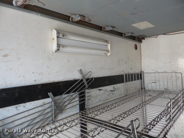 image for item DA7274 1999 GMC C7500 service truck